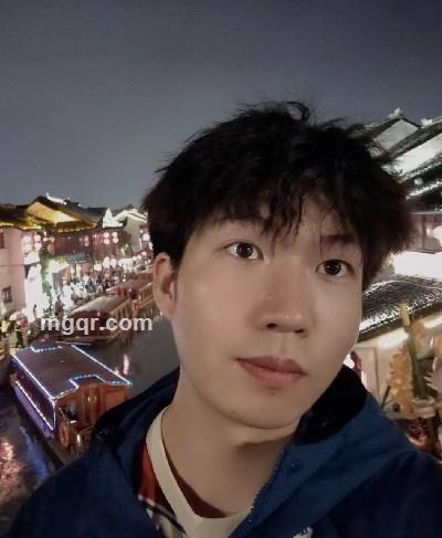两只小怪兽的头像
