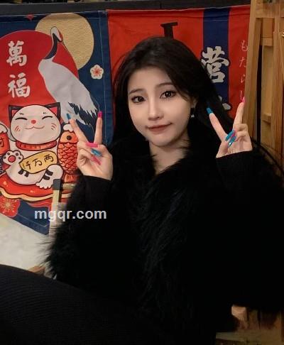是个美女的头像