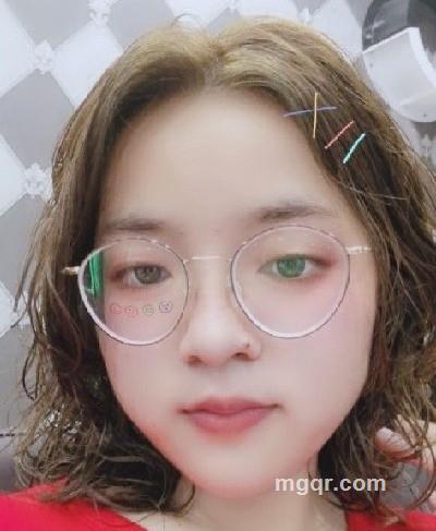 爱吃蓝莓汁的头像