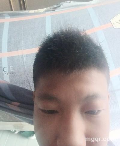 🤗 萧维的头像