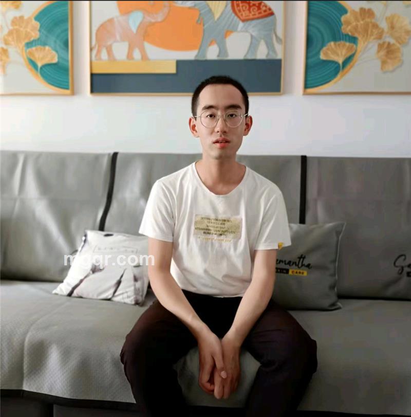 河里的水草的头像