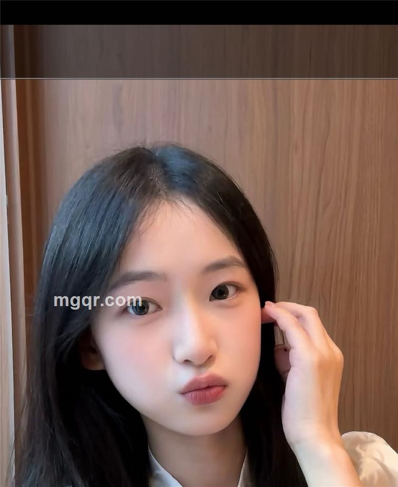 小张.
