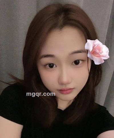 一道彩虹的头像