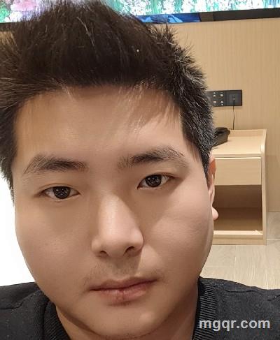 吃棒棒糖么的头像