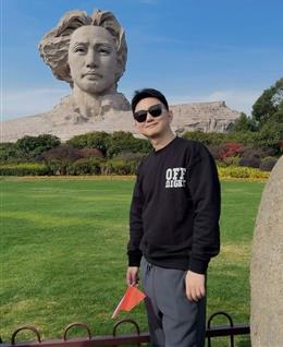 *龙行天下的头像