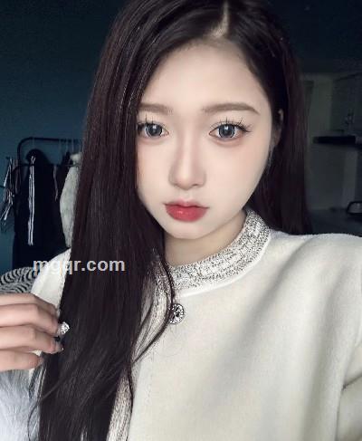 笑笑不说话的头像