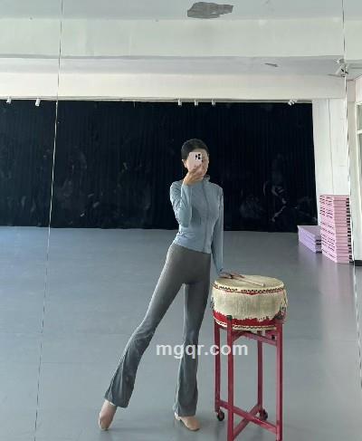 A Sexy的头像