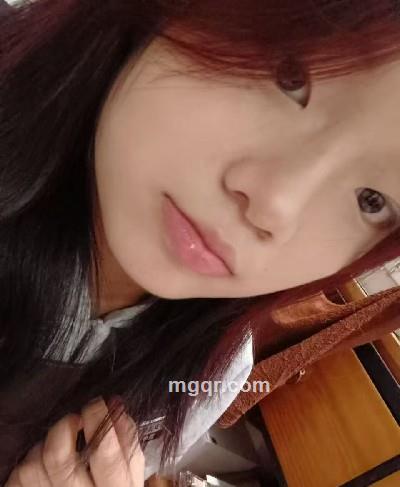 甜甜的草莓的头像