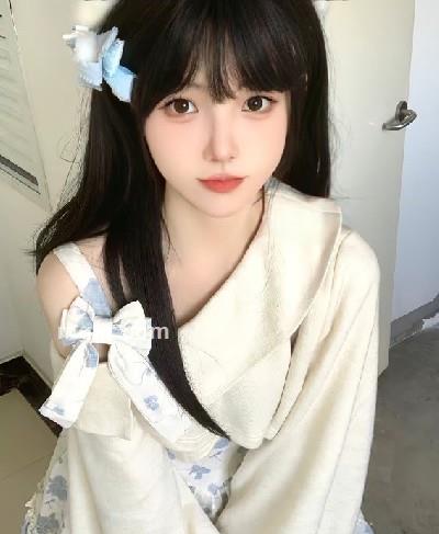 摆烂的小鱼的头像