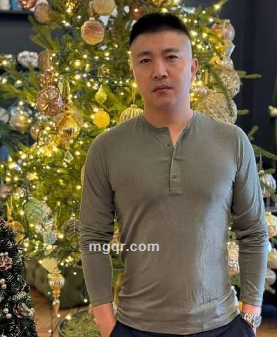 岁月刻画的容颜的头像