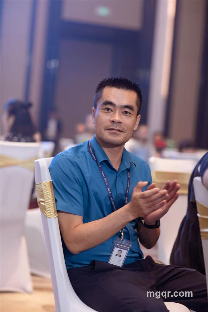 今晚偷菠菜的头像