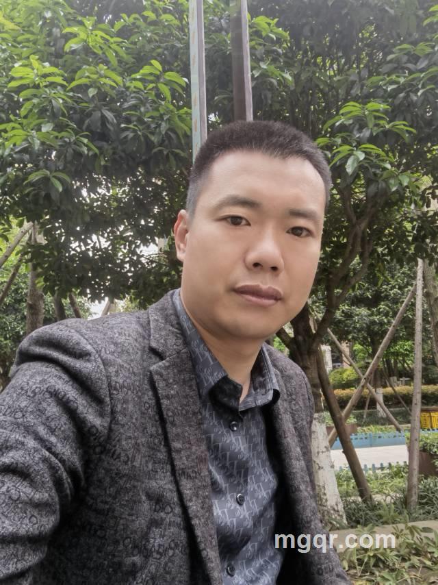 远方的诗和田野的头像