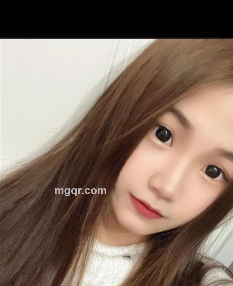 下雨打伞的头像