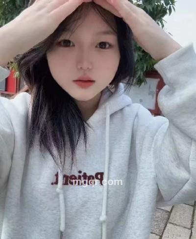 朝朝暮暮有人疼的头像