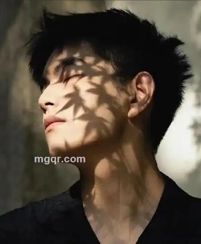 一直跟正经的头像