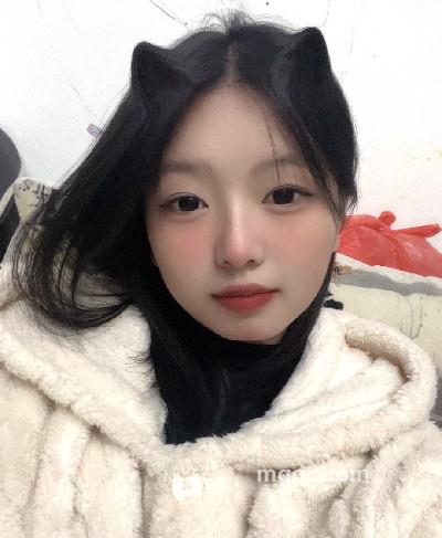 有一点点乖的头像