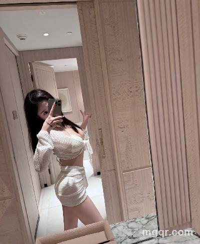 娅娅
