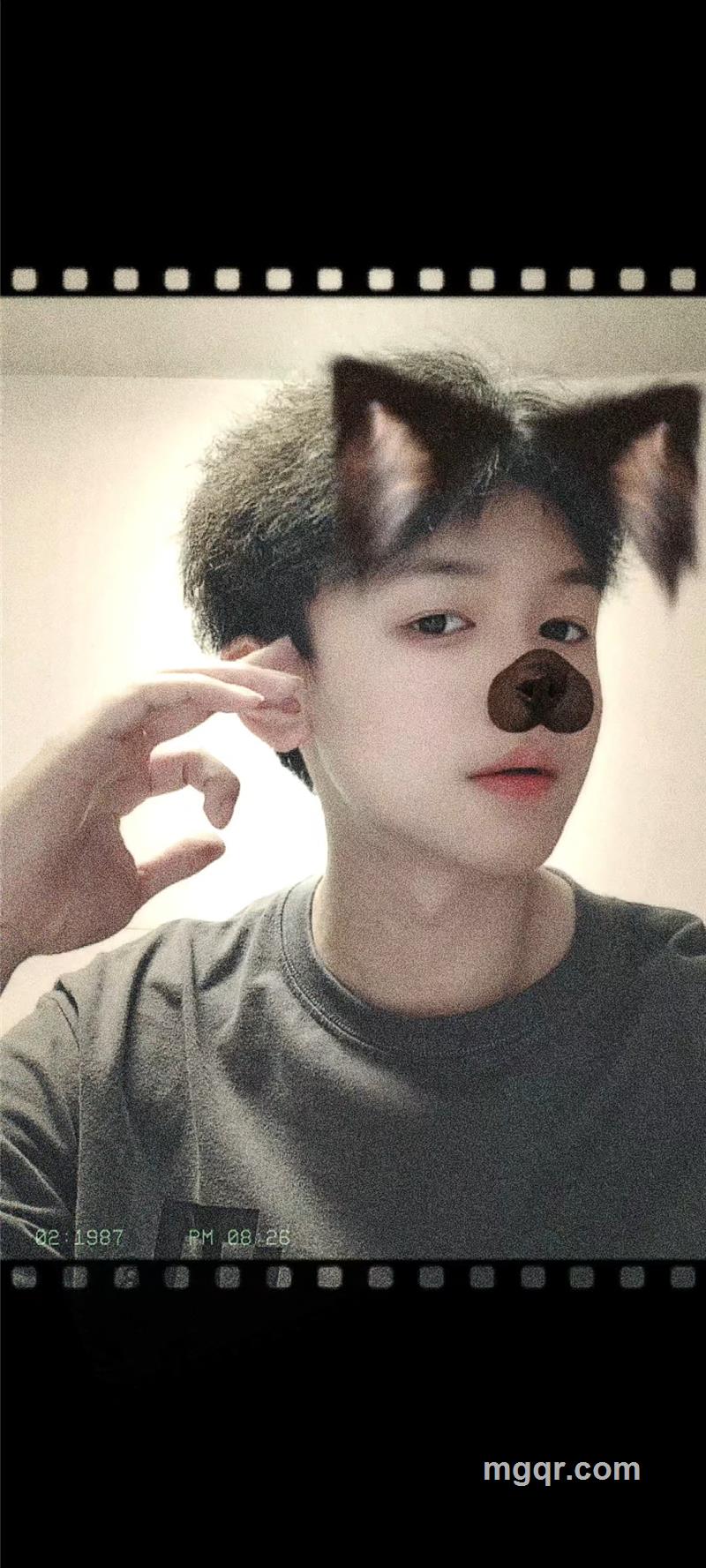 深情男孩的头像