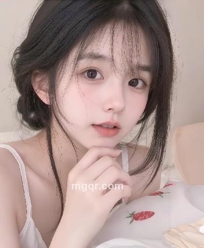 小草莓的头像