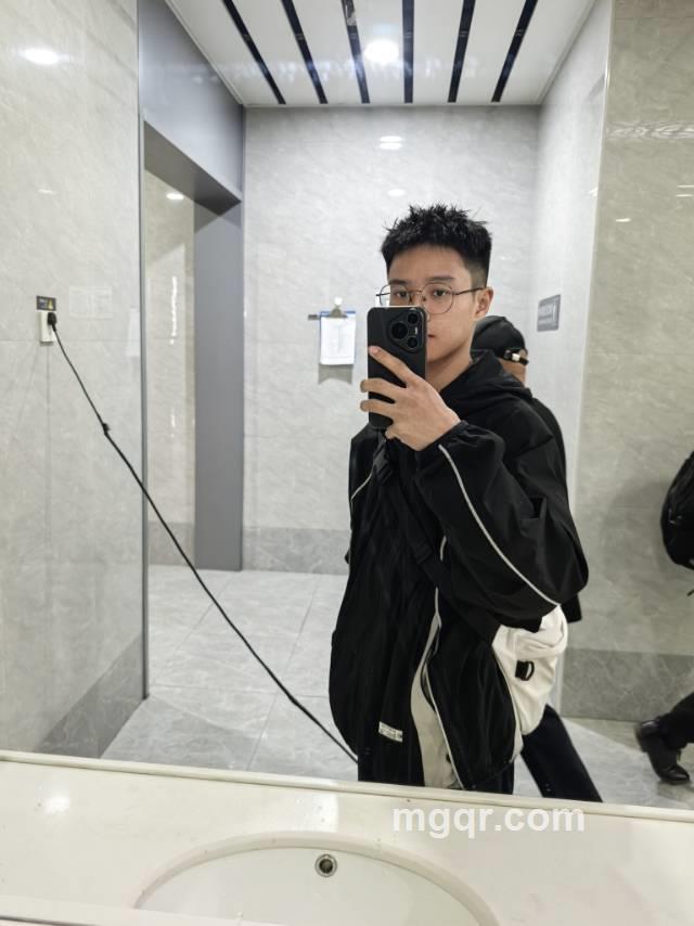 虞辰霄的头像