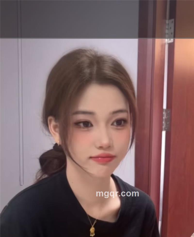 饱饱吃不饱的头像