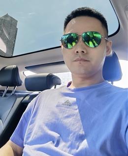 Jeffrey小鱼儿的头像