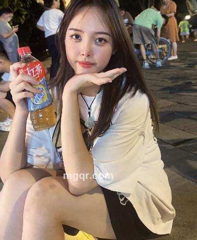 桥边上的姑娘的头像