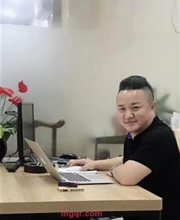 小小大叔的头像