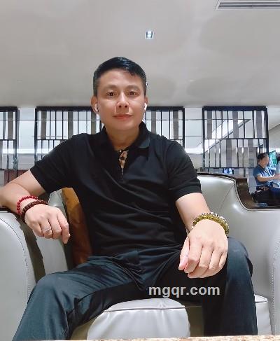 孤独的狼的头像