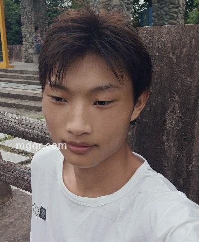 名人不说暗话的头像