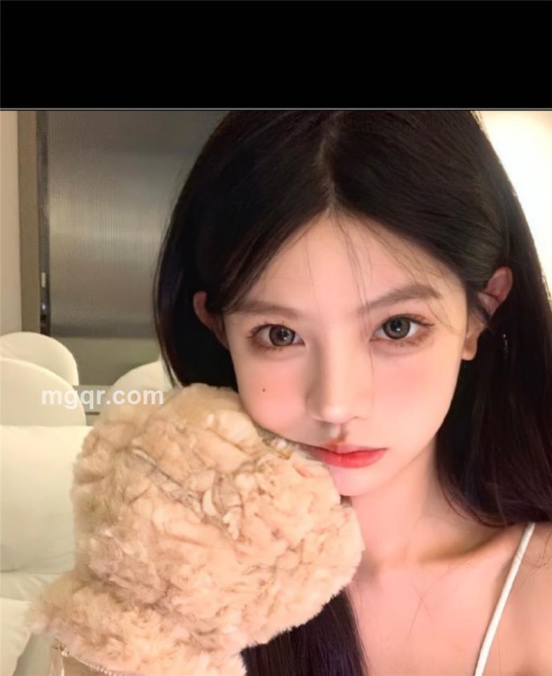 粉桃小少女的头像