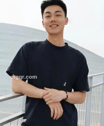 陪你到天亮的头像