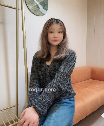 甜甜的头像