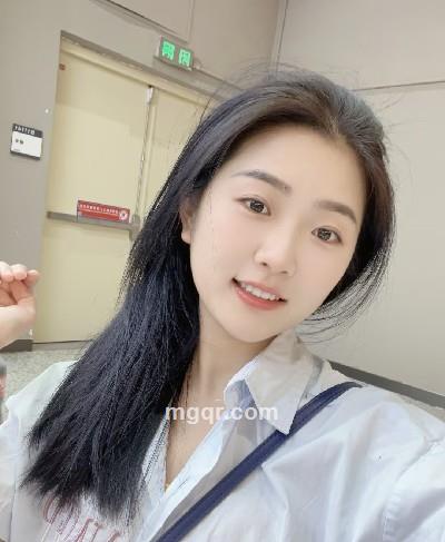 YF蛋糕小女女的头像