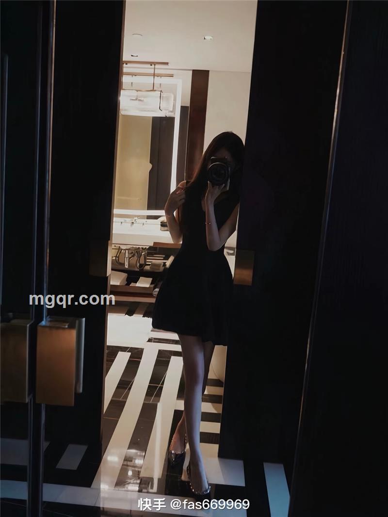 闹闹吃不饱的头像