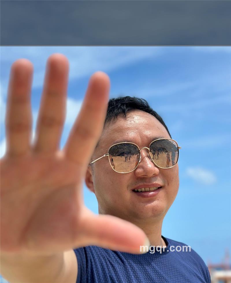 男人四十花未央的头像