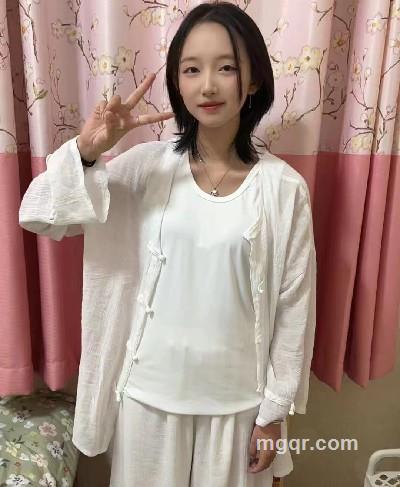 羞涩白兔的头像