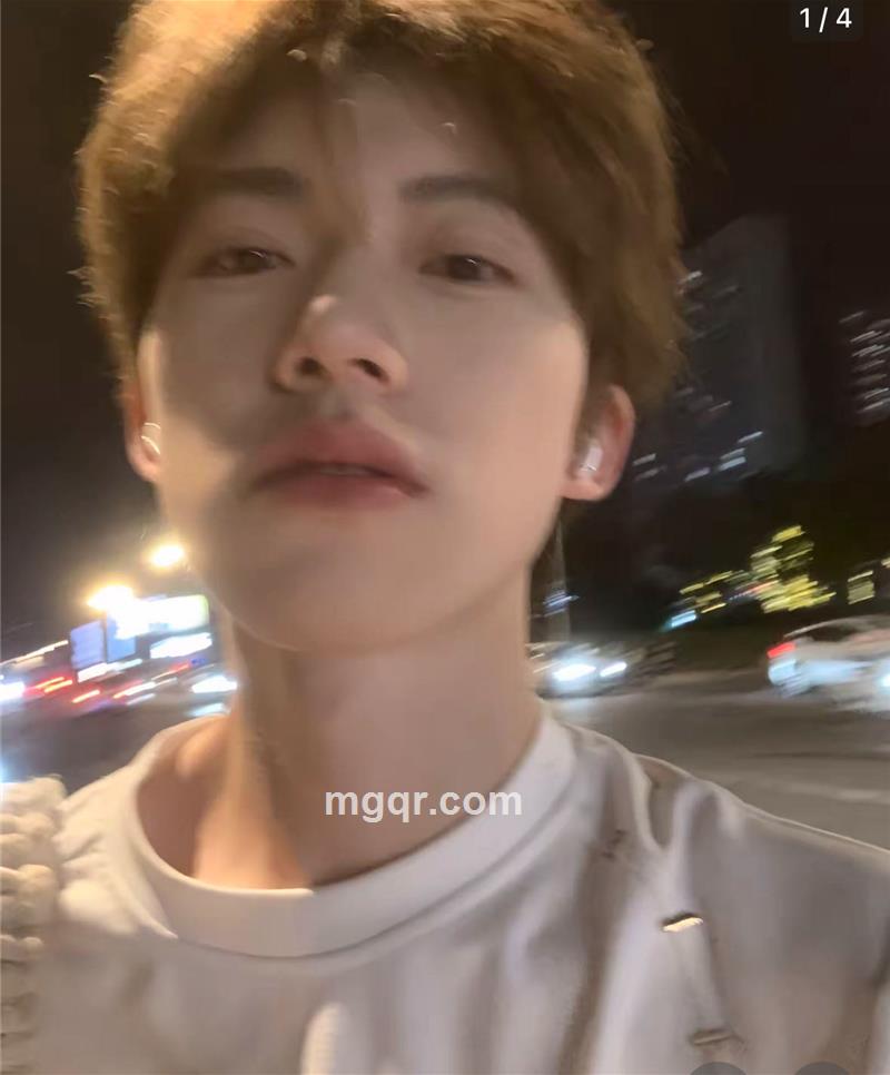 vQ用风的头像