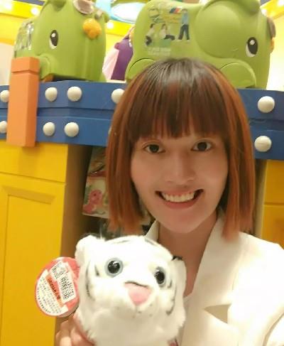 菲菲的世界1989的头像