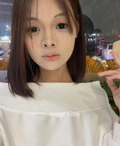 冬季的雪的头像