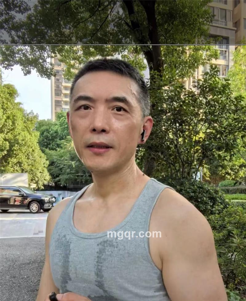 红旗下的誓言的头像