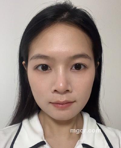 给你一口甜甜的头像