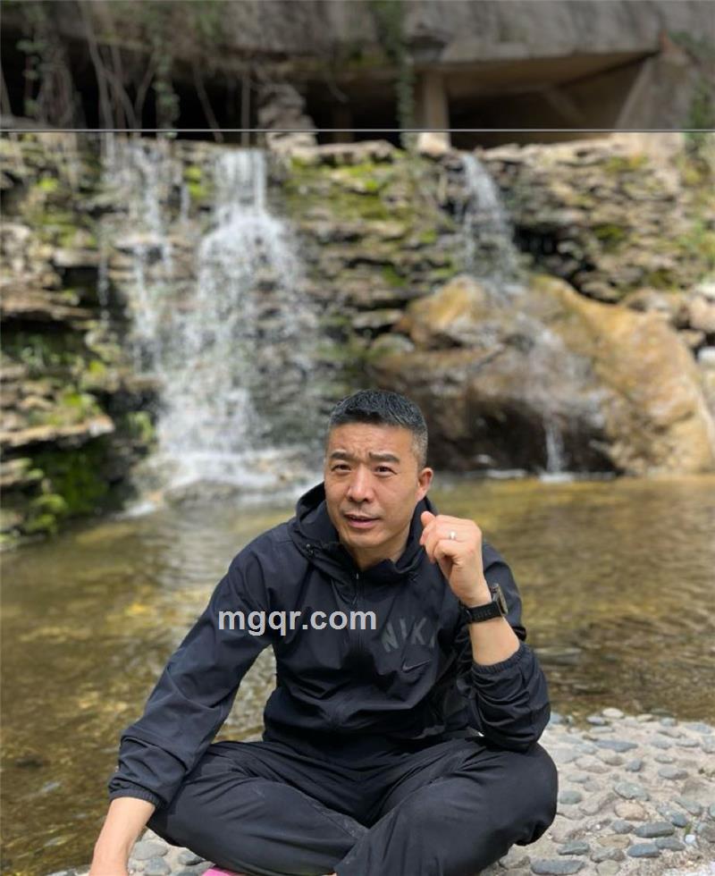 向阳而生的头像