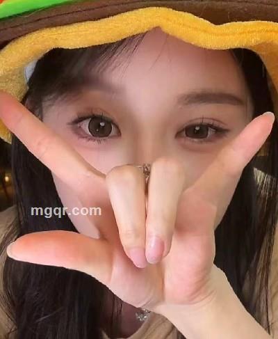 滨江美人