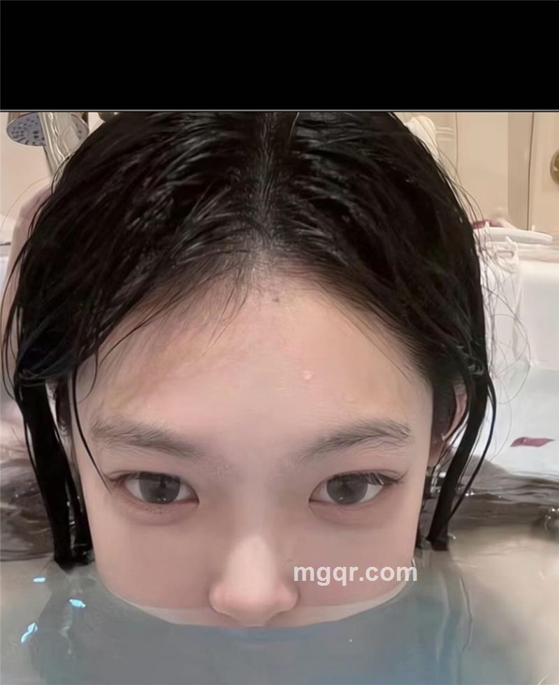 彤小彤吖的头像