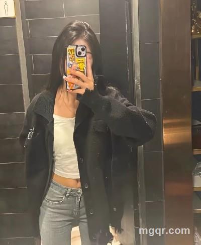 再看就把你吃掉的头像