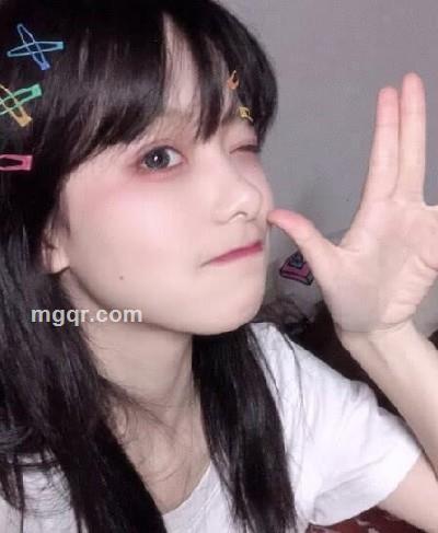 有一点点甜的头像