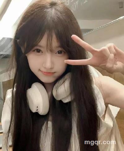 浅浅微笑的头像