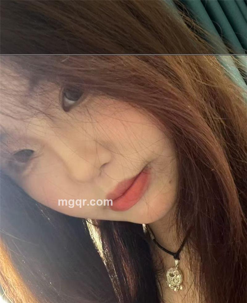 有一点甜的头像