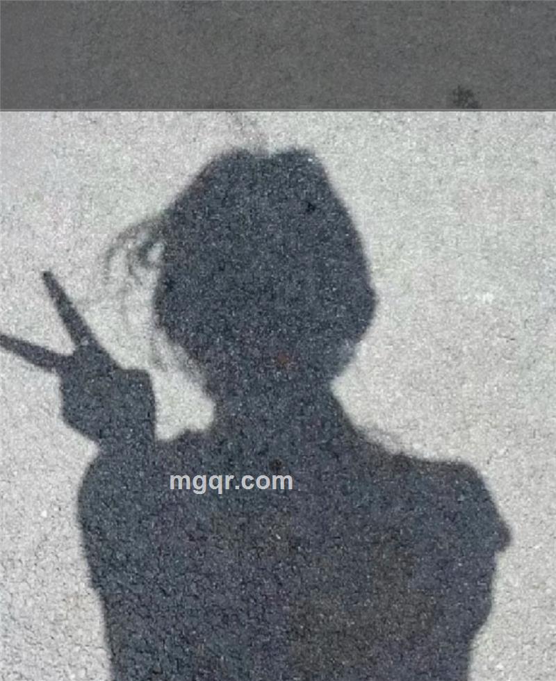 不爱吃香菜的头像